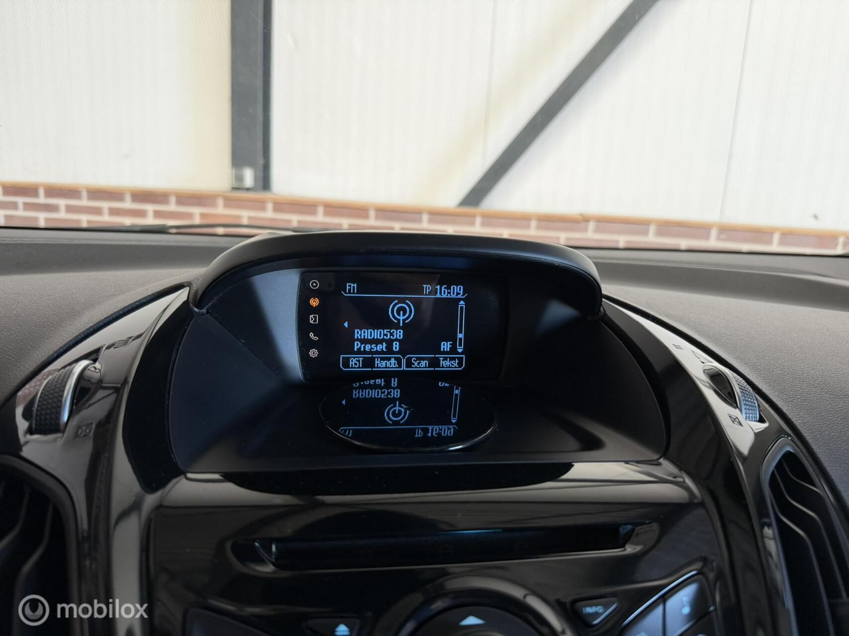 Foto van Ford B-max