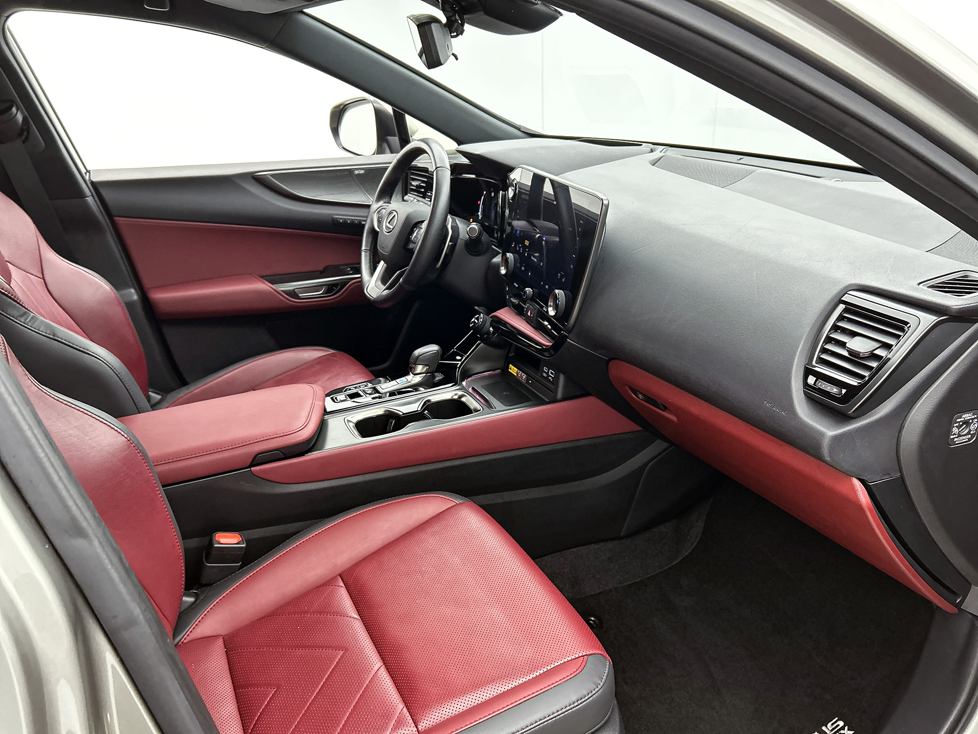 Foto van Lexus Lexus Nx350h