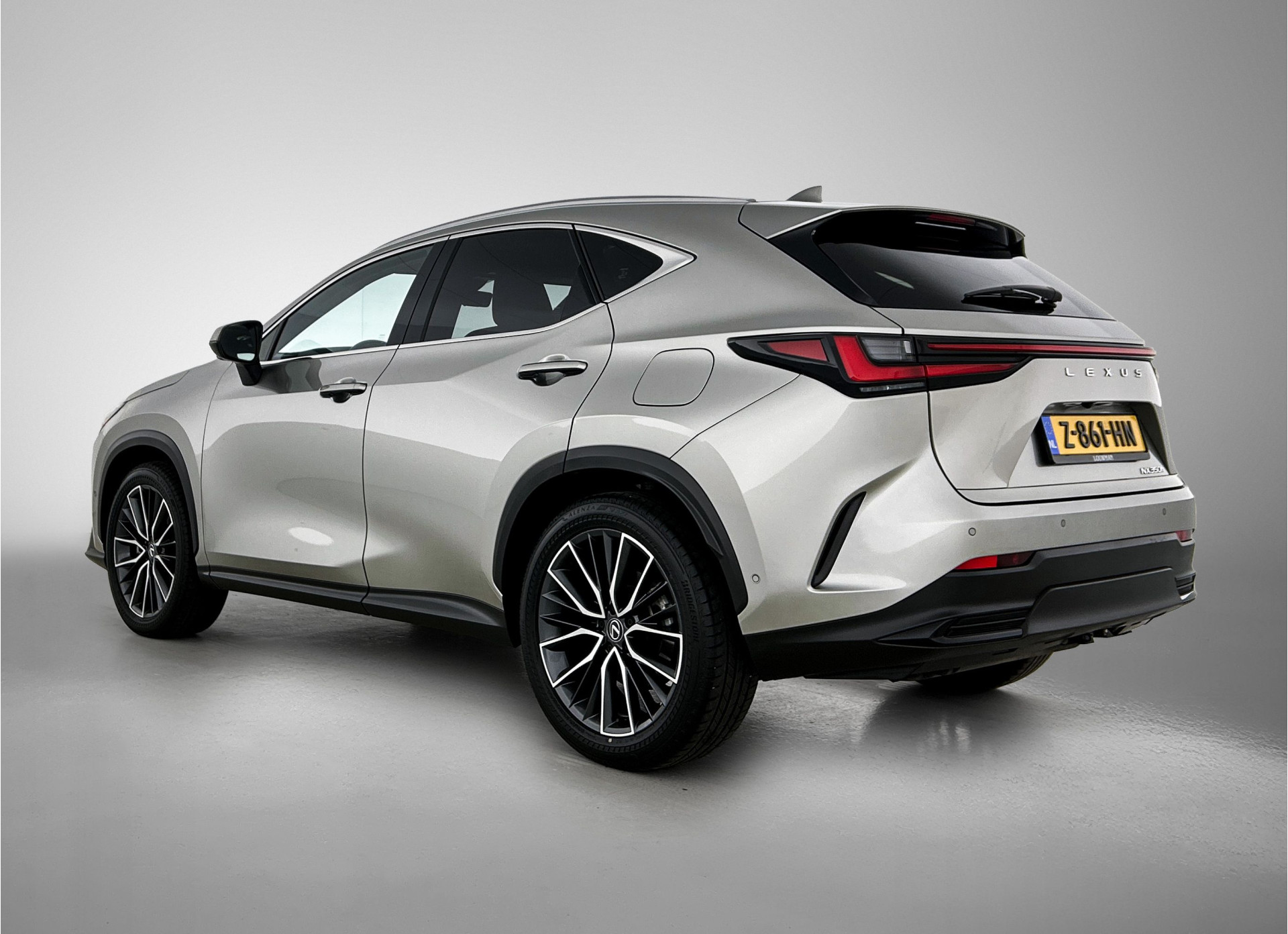 Foto van Lexus Lexus Nx350h