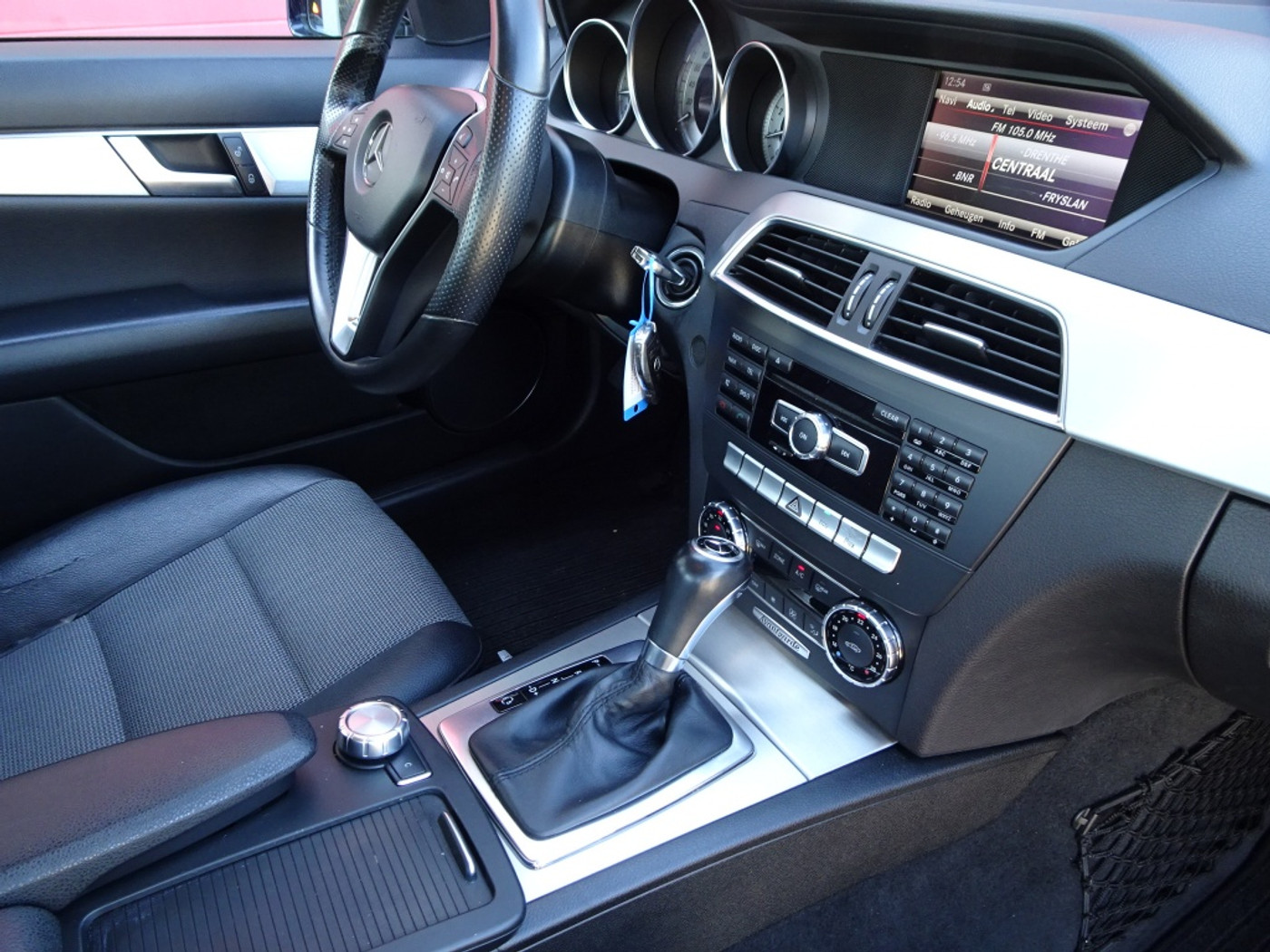Foto van Mercedes-Benz C 200