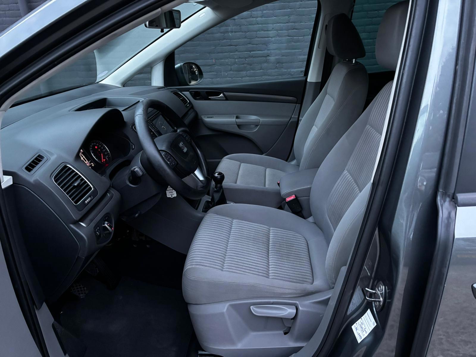 Foto van Seat Alhambra