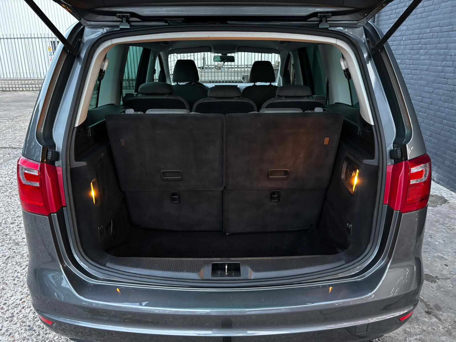 Foto van Seat Alhambra