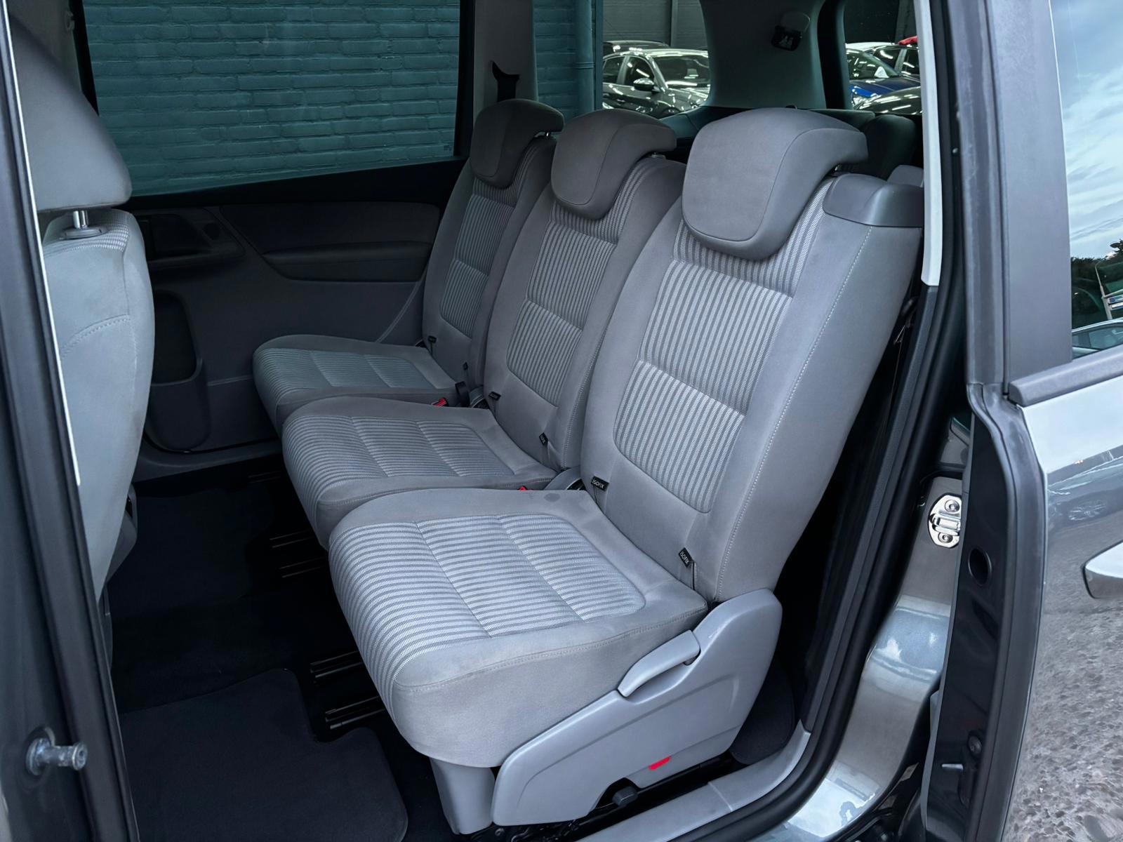 Foto van Seat Alhambra