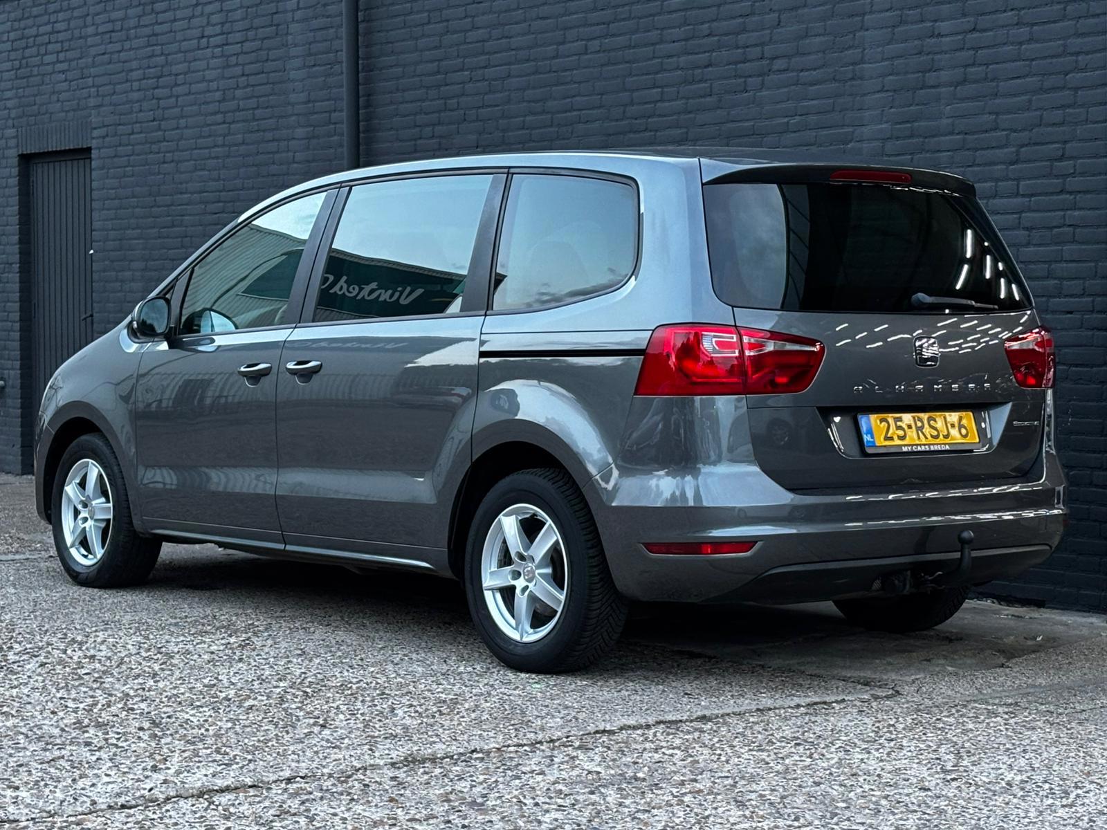 Foto van Seat Alhambra