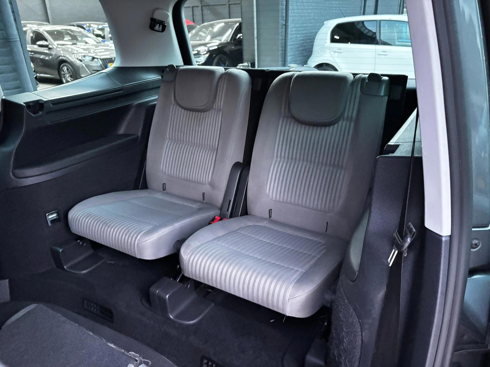 Foto van Seat Alhambra
