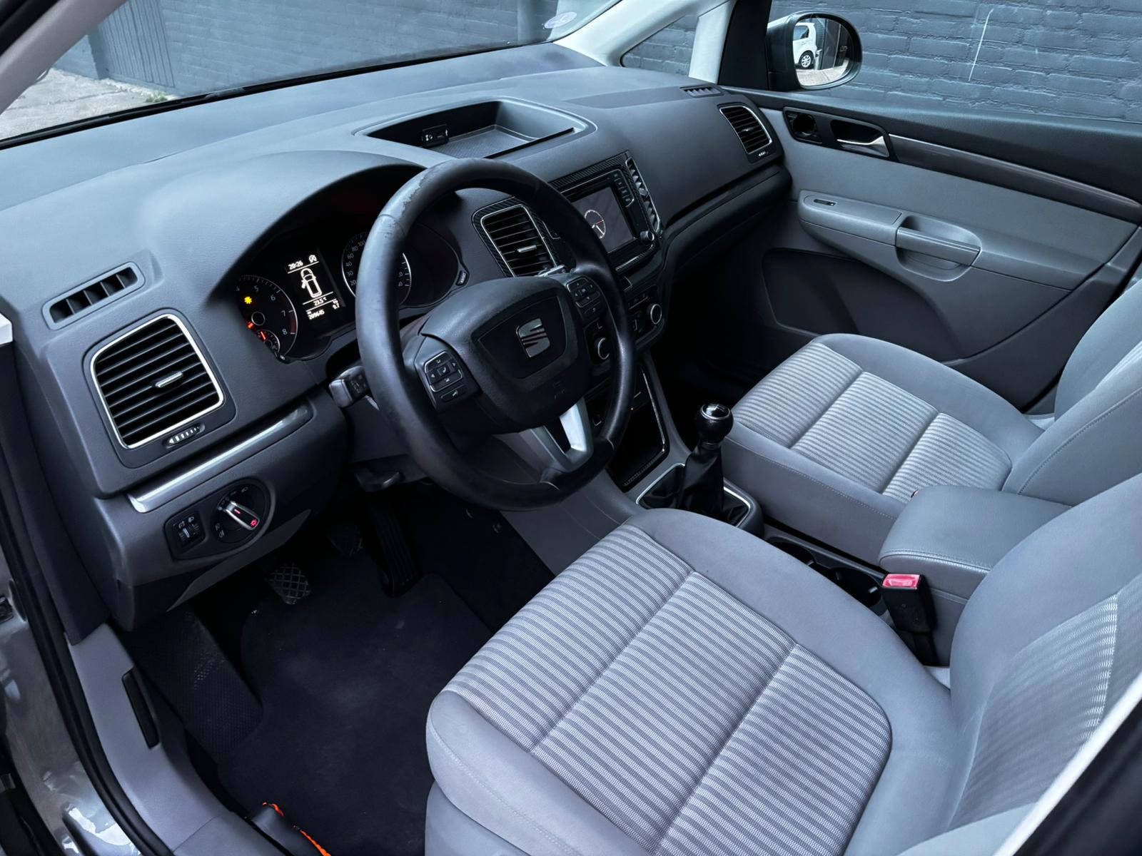 Foto van Seat Alhambra