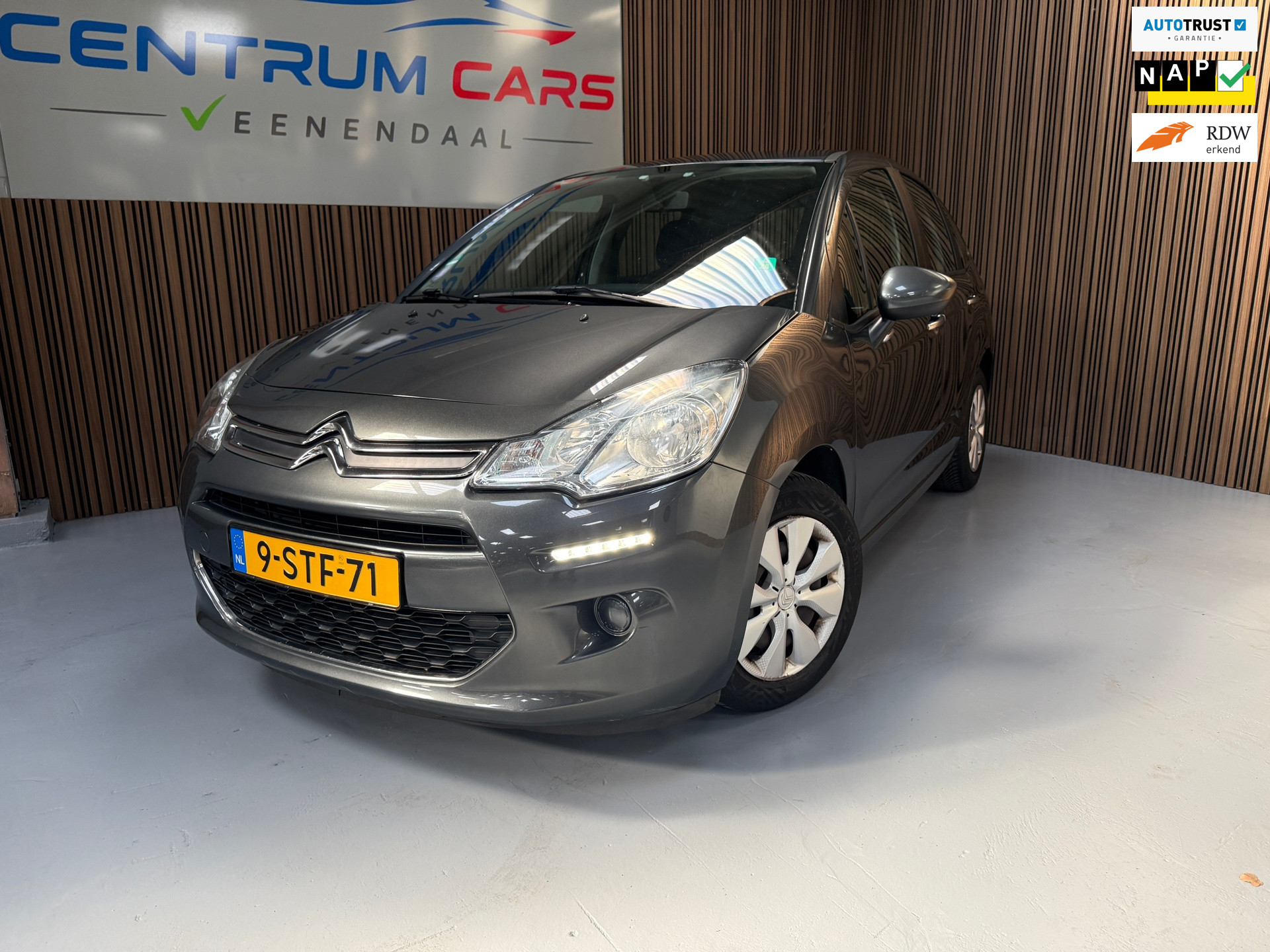 Citroen C3 1.2 VTi Tendance, super nette auto, Volledig onderhoud & nieuwe APK 2013 - voorkant