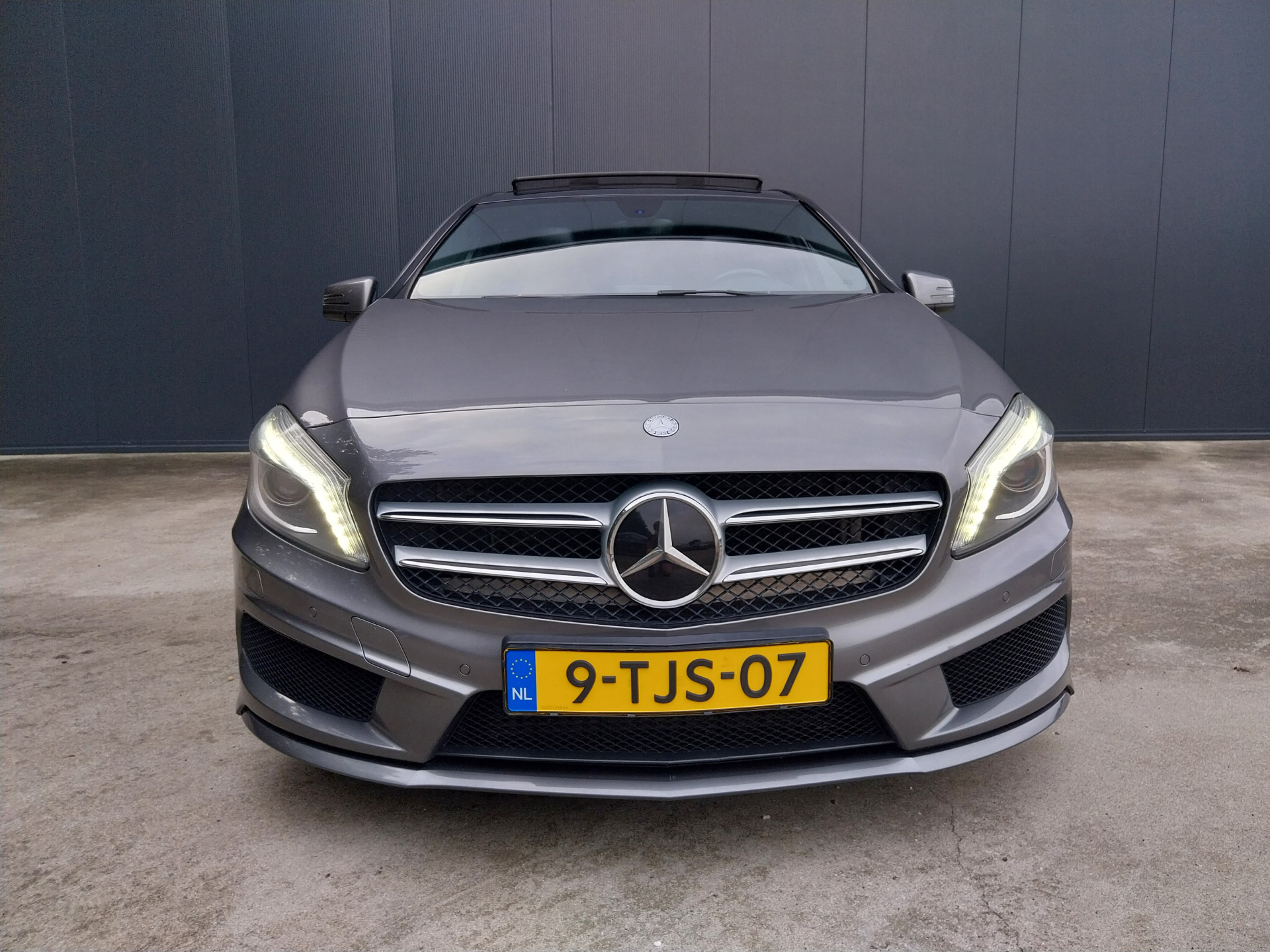 Foto van Mercedes-Benz A 180