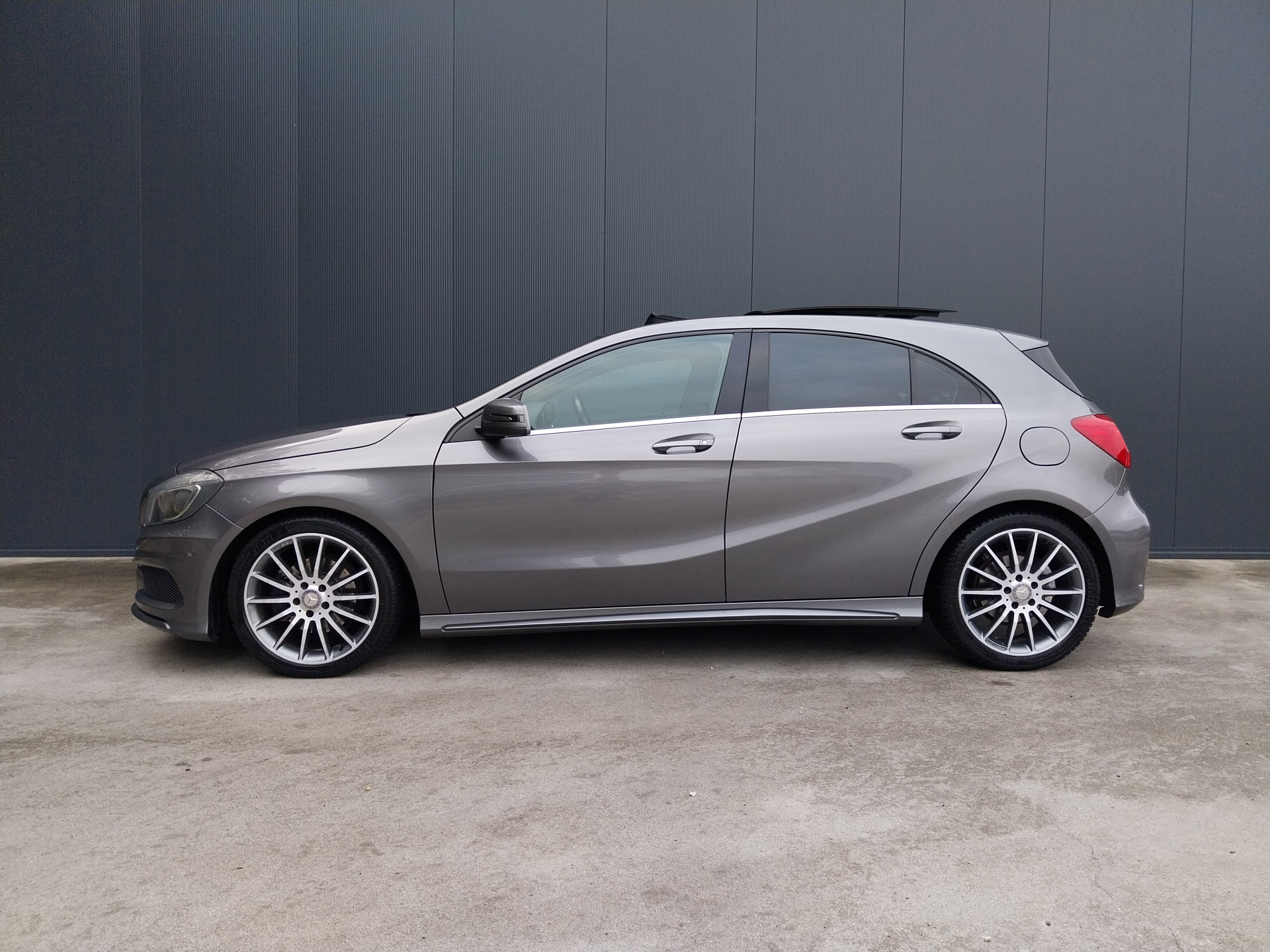 Foto van Mercedes-Benz A 180