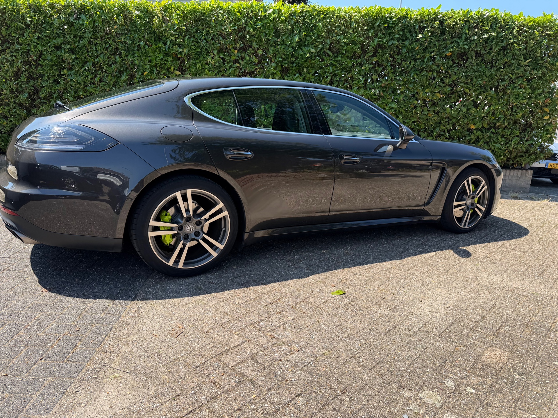 Foto van Porsche Panamera S E-hybrid