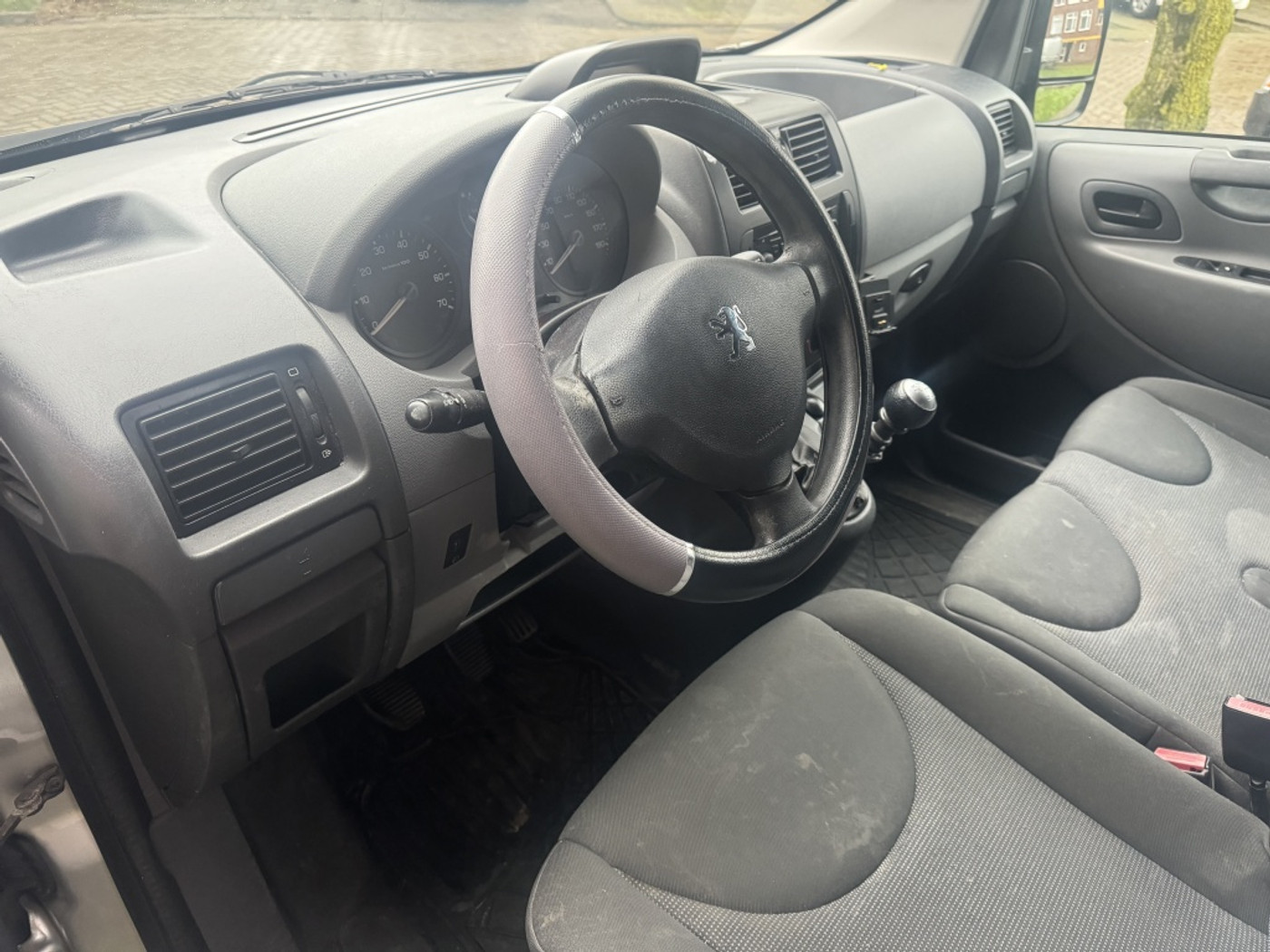 Foto van Peugeot Expert 229 L1h1 2.0hdif 16v-120