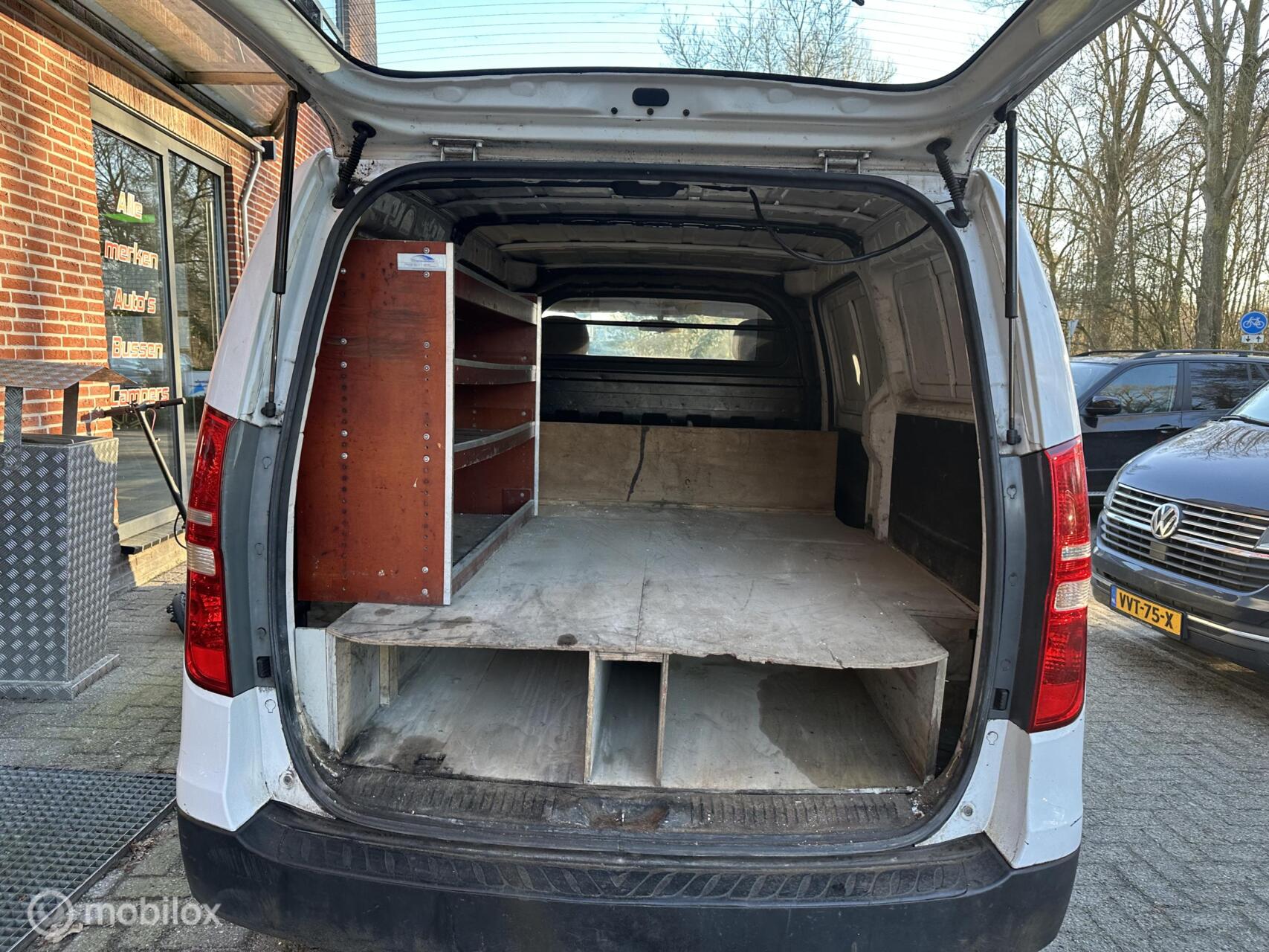 Foto van Hyundai H 300