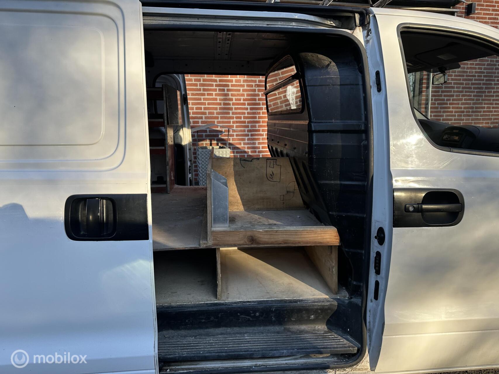 Foto van Hyundai H 300