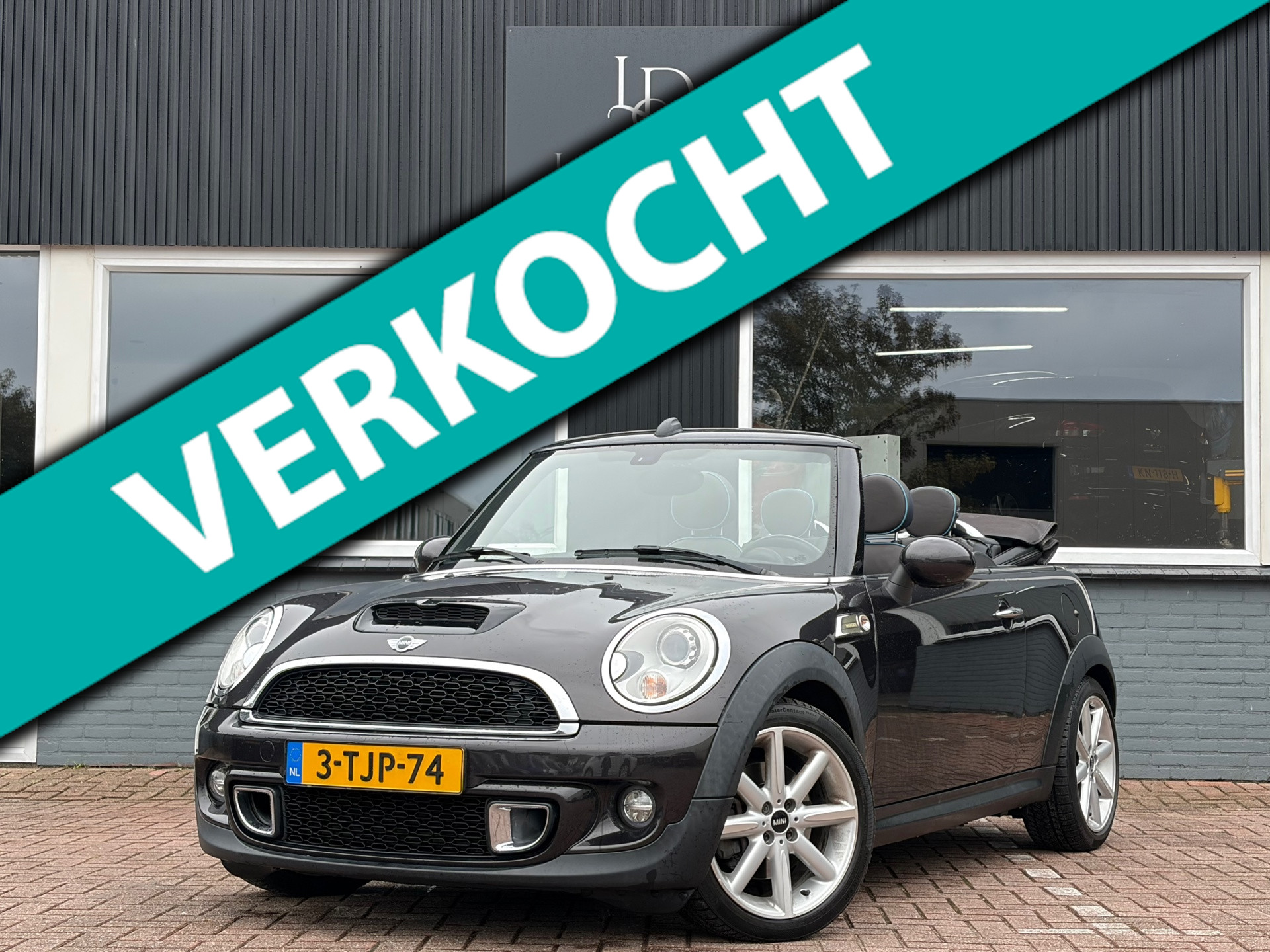 Mini Cooper S Cabrio 1.6 Cooper S Stoelverwarming / Automaat / Nette! 2014 - voorkant