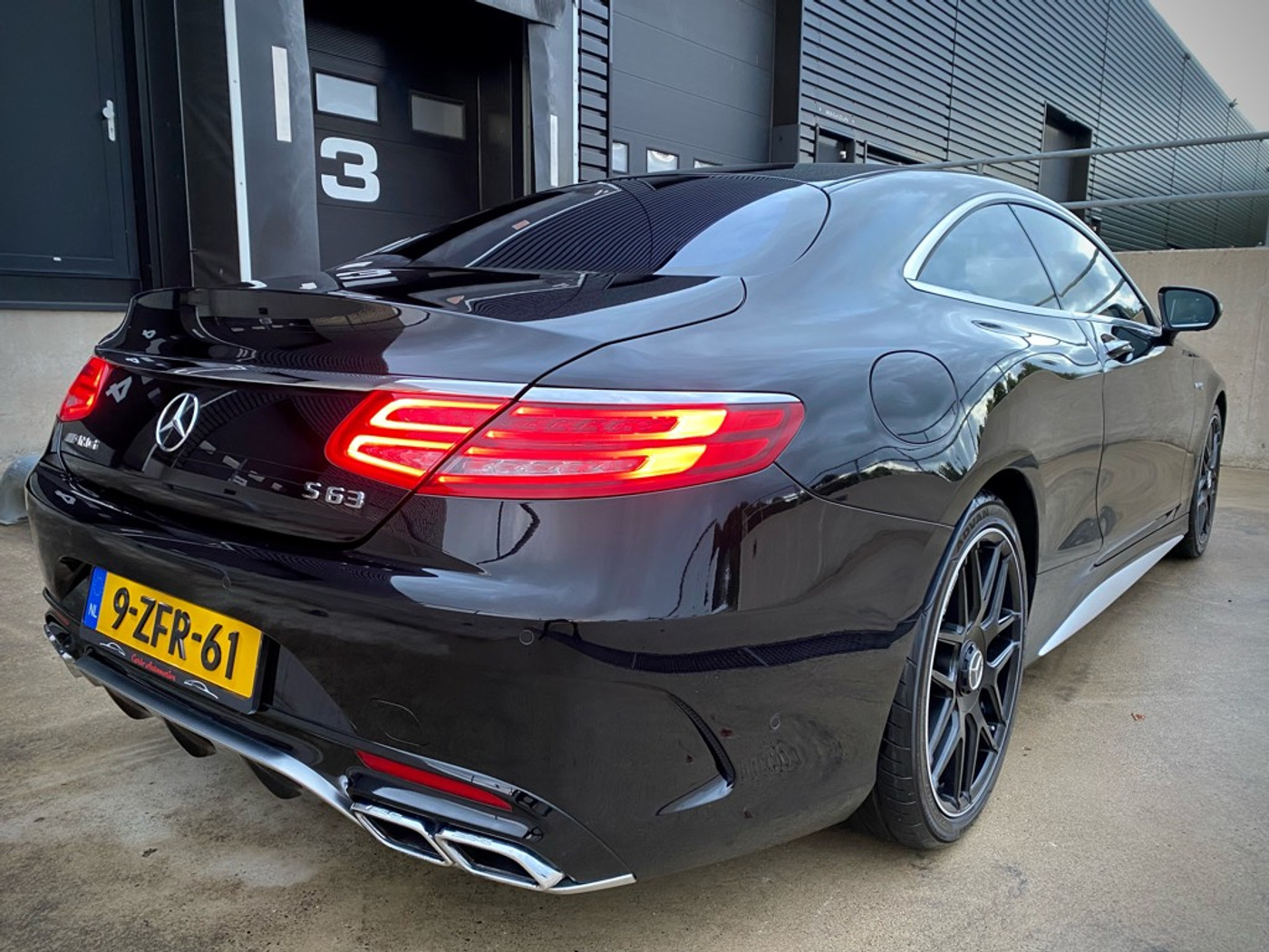 Foto van Mercedes-Benz S 63 AMG 4Matic