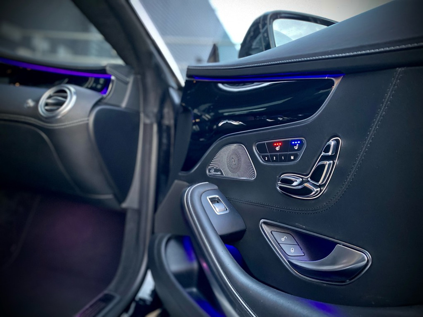 Foto van Mercedes-Benz S 63 AMG 4Matic