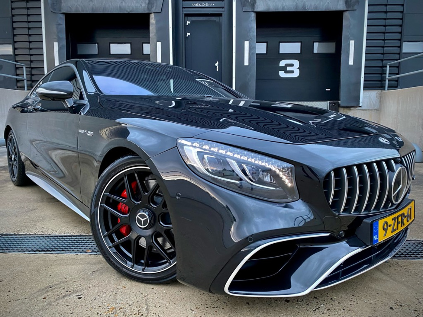 Foto van Mercedes-Benz S 63 AMG 4Matic