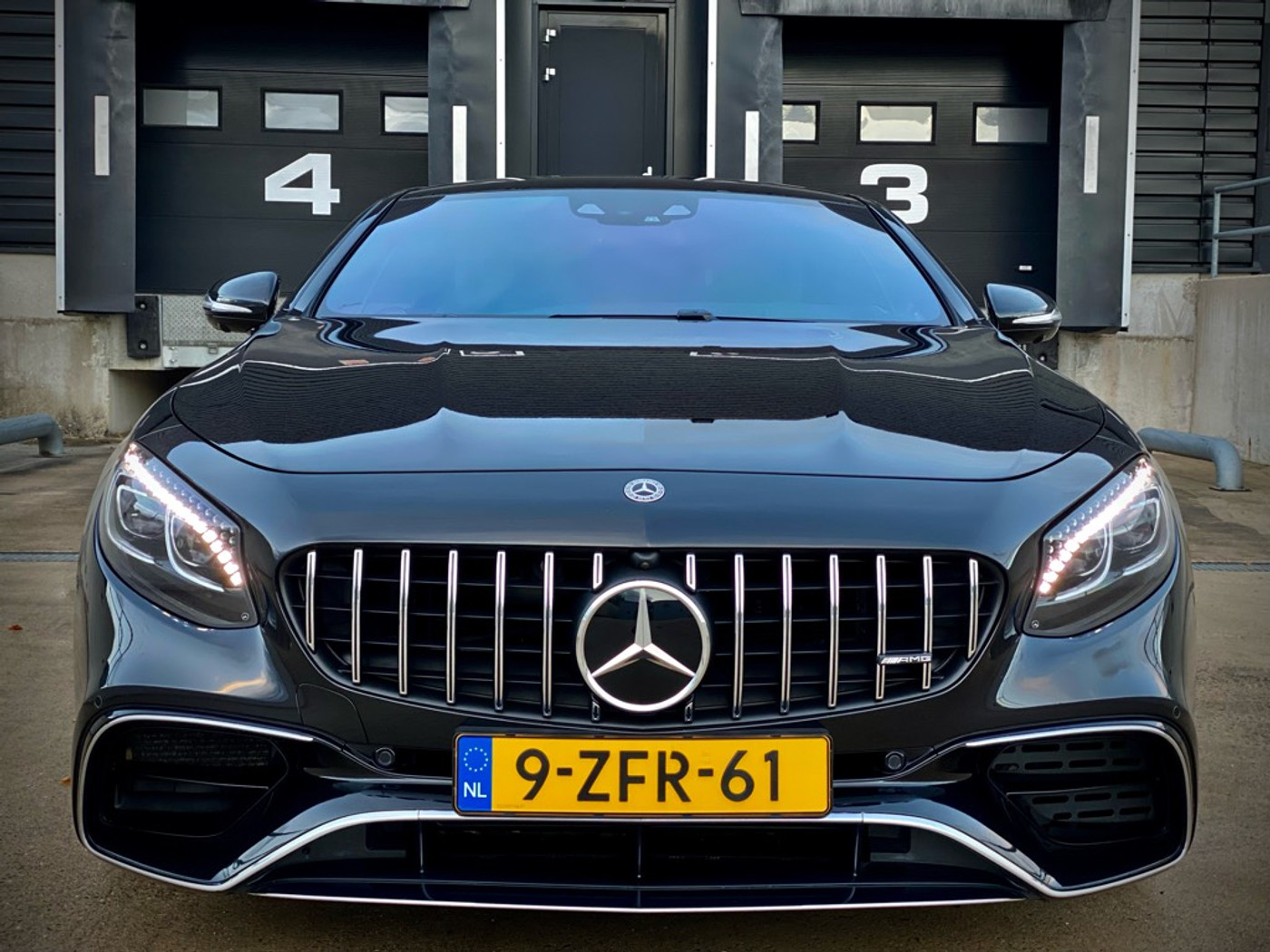 Foto van Mercedes-Benz S 63 AMG 4Matic