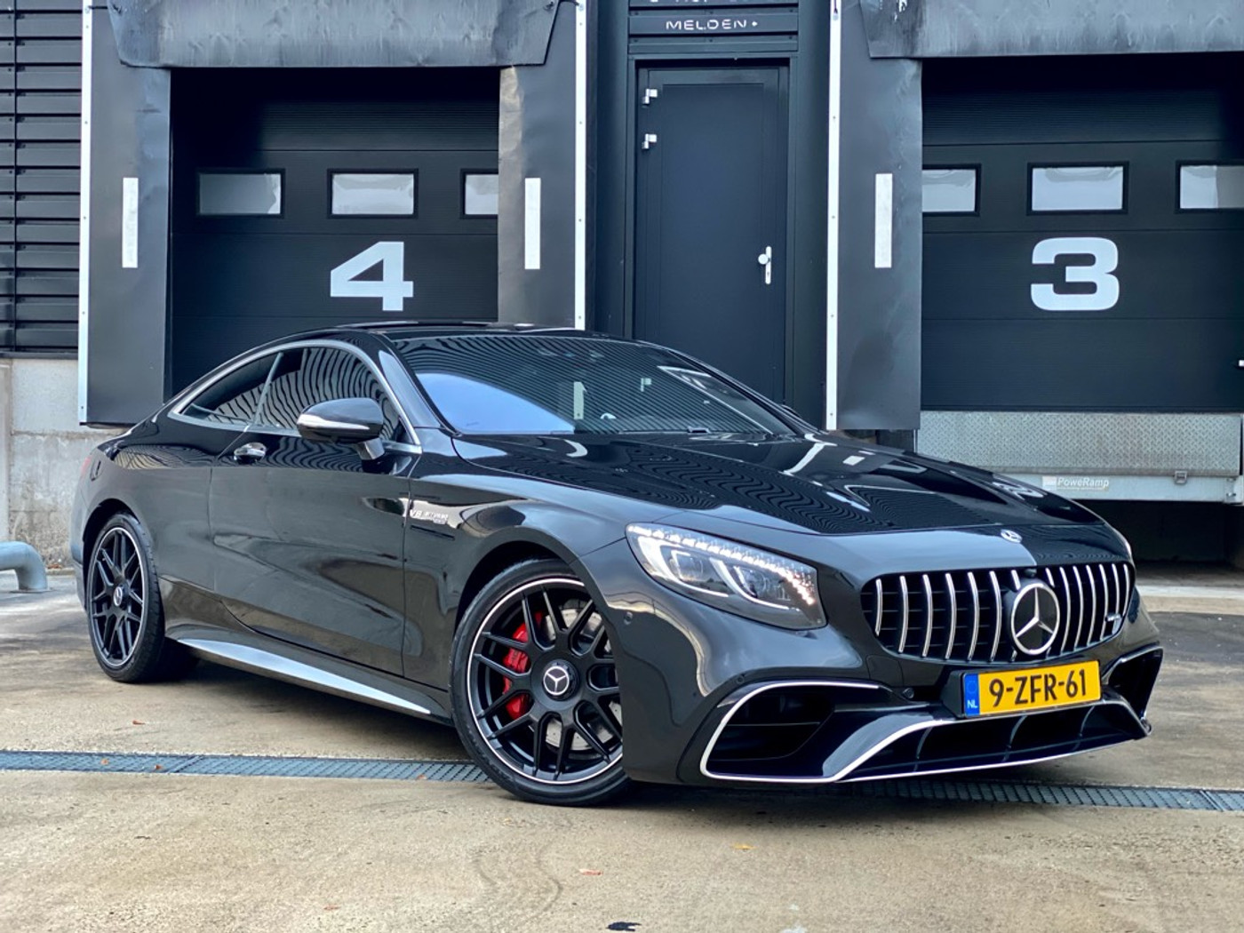 Foto van Mercedes-Benz S 63 AMG 4Matic