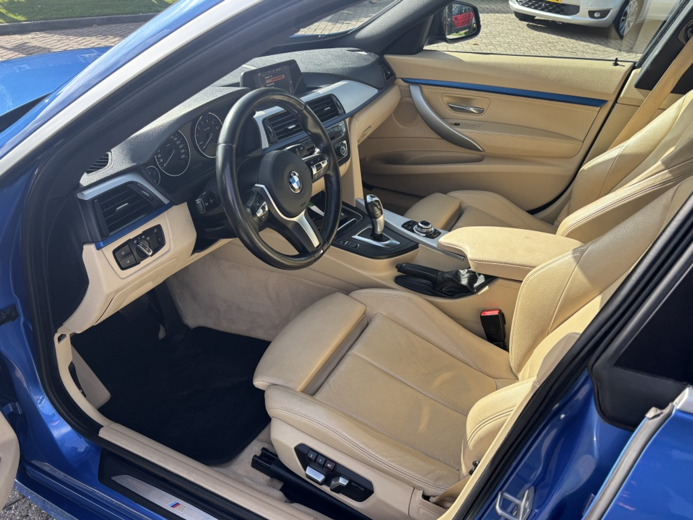 Foto van BMW 320i