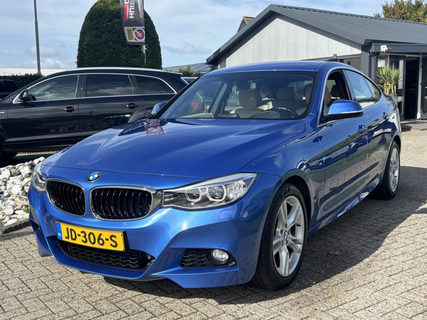 BMW 320i 320iGT M Sport Edition 2016 Dealer Auto 1E Eigenaar 2016 - voorkant