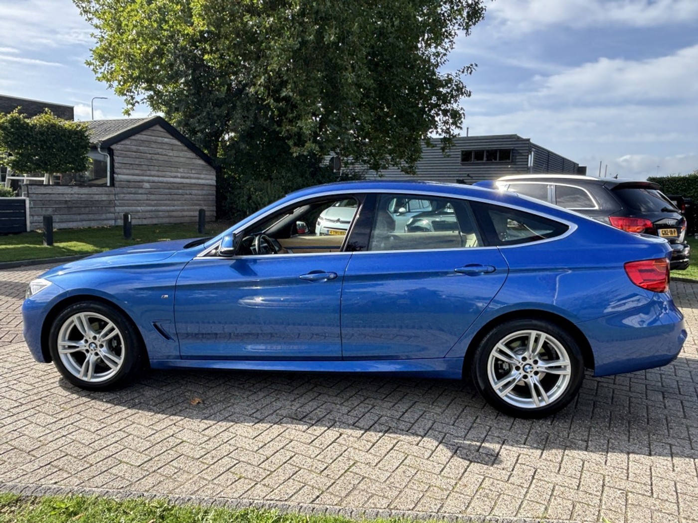 Foto van BMW 320i