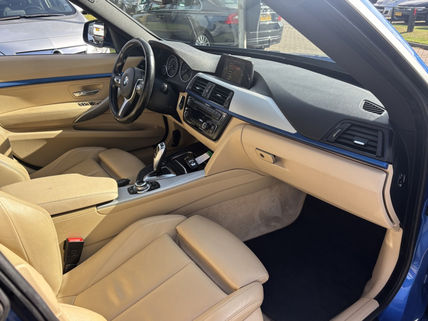 Foto van BMW 320i