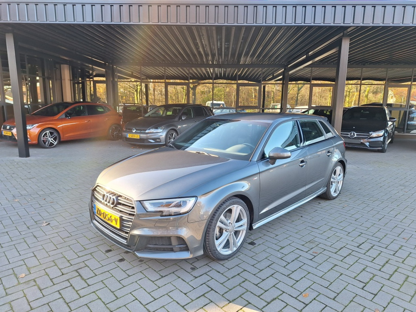 Audi A3 Sportback 35 TFSI 150PK Sport S-line Edition B&O 18" NL Auto 2019 - voorkant