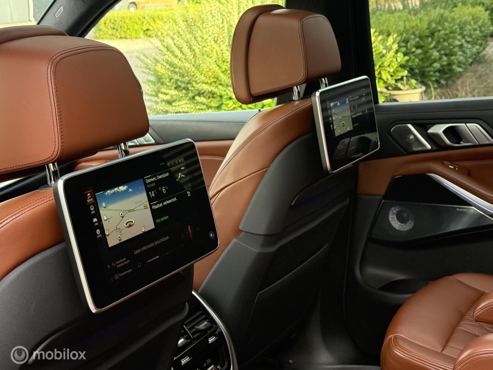 Foto van BMW X7 M50d
