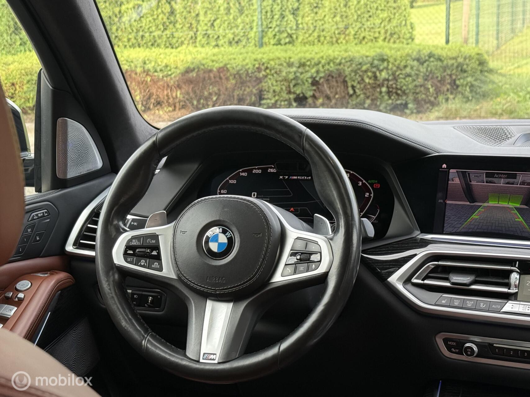 Foto van BMW X7 M50d