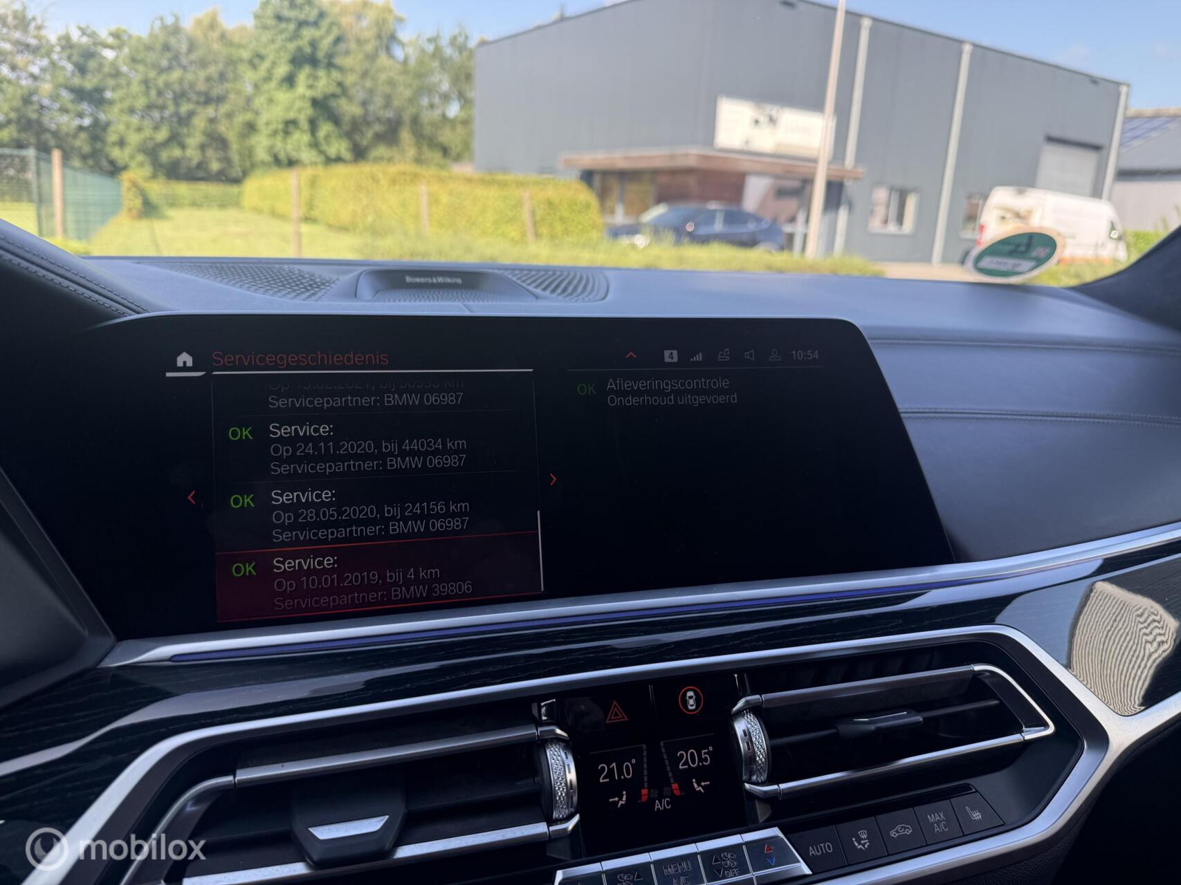 Foto van BMW X7 M50d