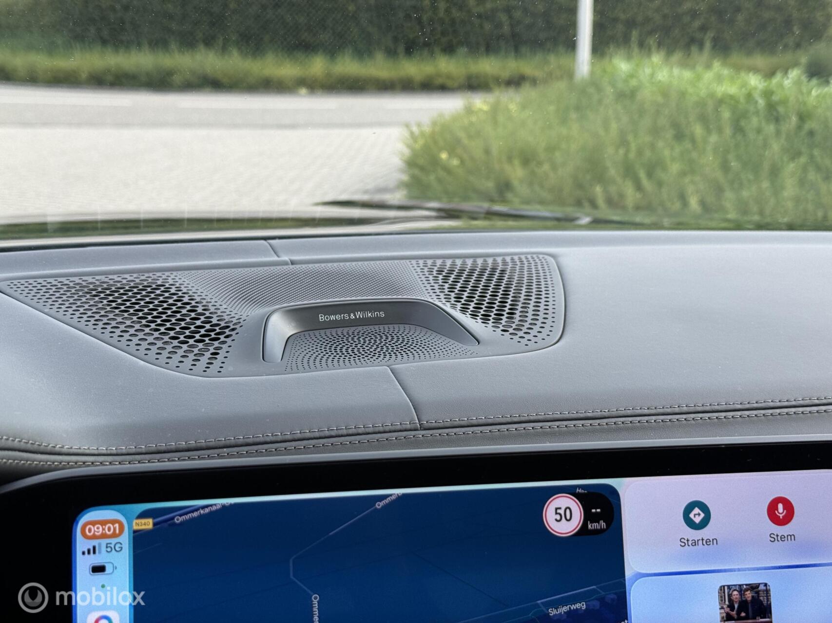 Foto van BMW X7 M50d