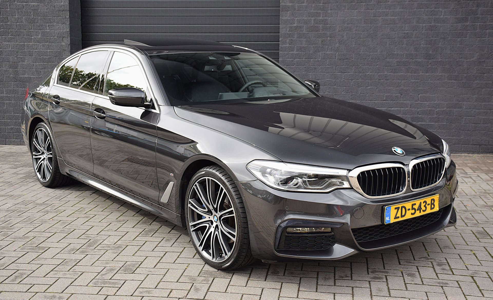 Foto van BMW 530e Iperformance
