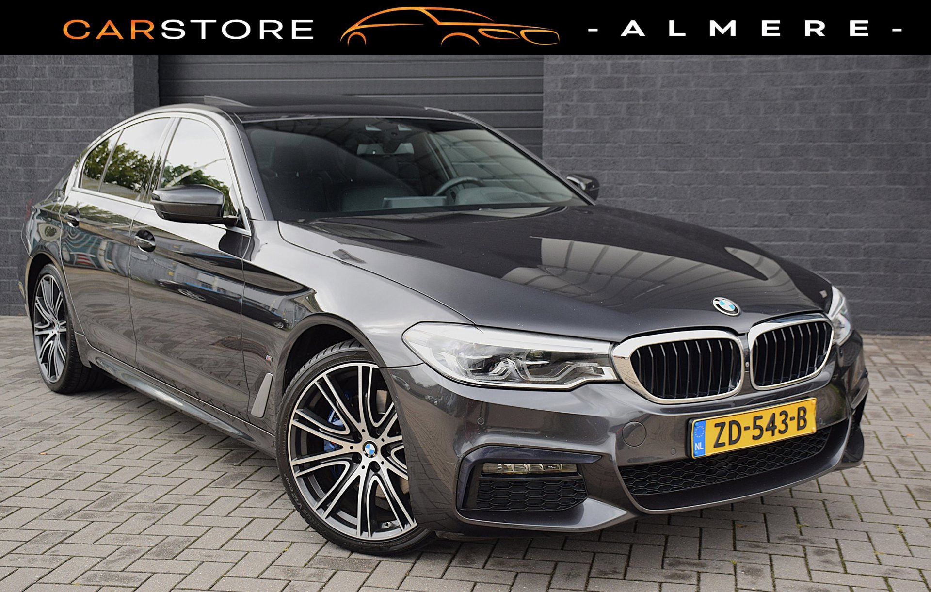 BMW 530e Iperformance 530e iPerformance High Executive*M-Pakket*DAK*360Cam*20Inch*Enz 2019 - voorkant
