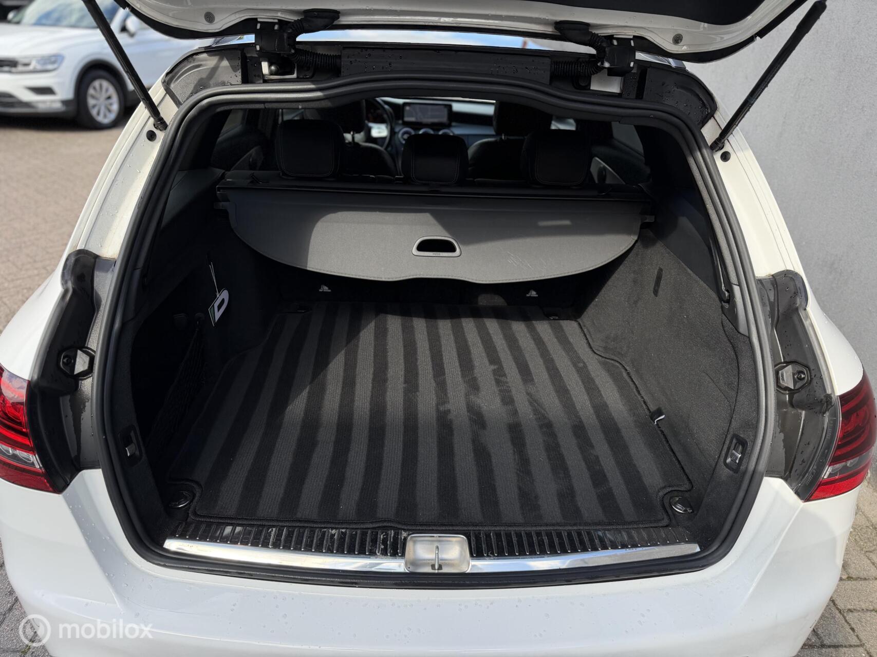 Foto van Mercedes-Benz C 200 D