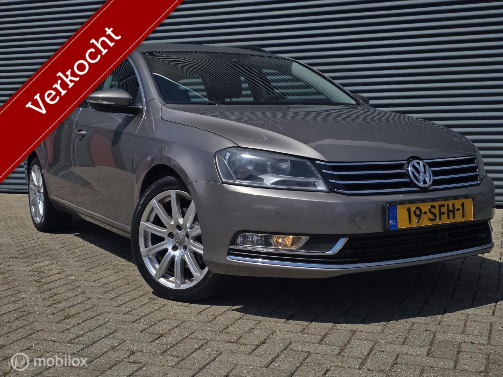 Volkswagen Passat 1.4 TSI Highline BlueMotion 2011 - voorkant