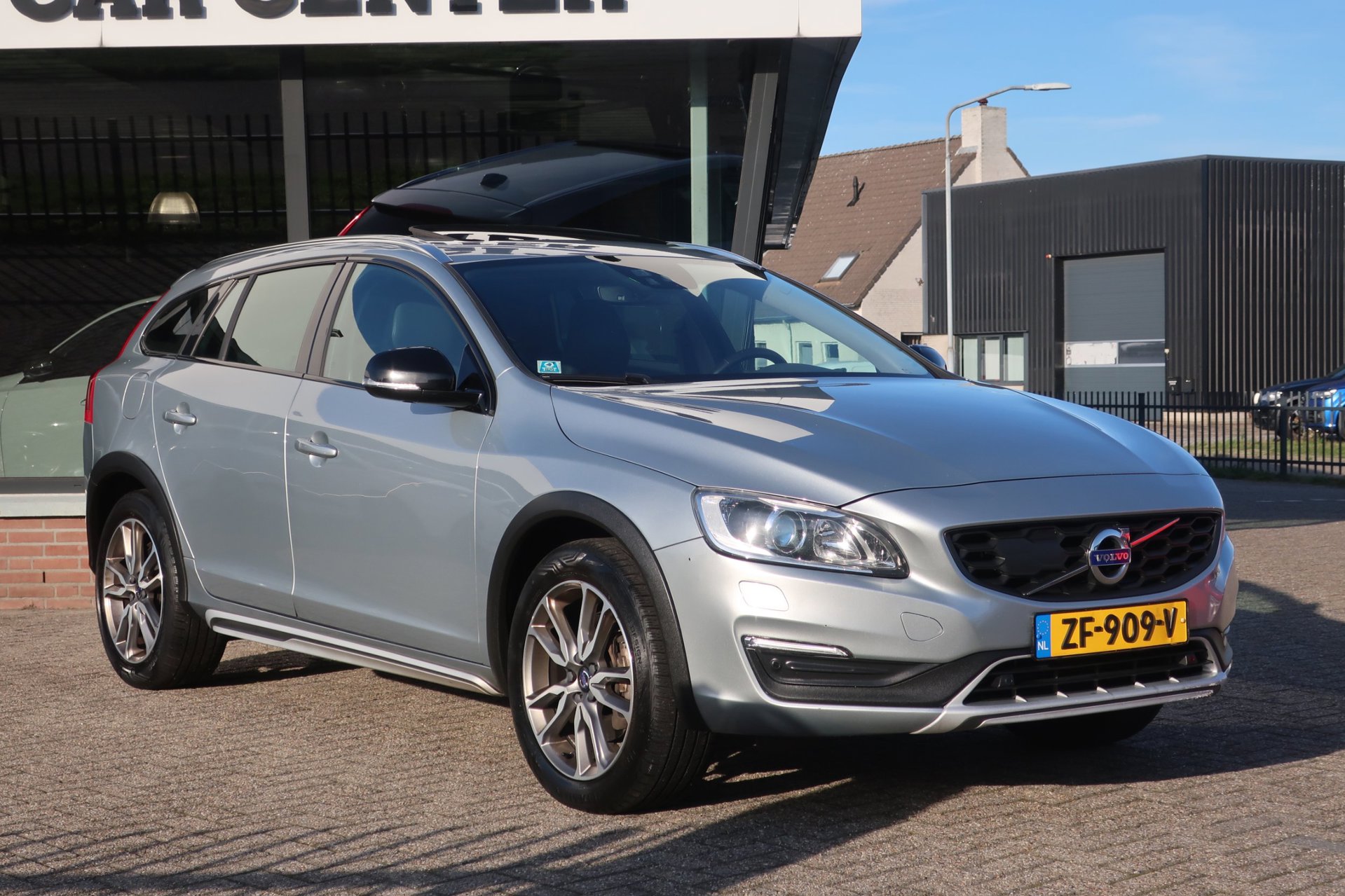 Foto van Volvo V60 Cross Country