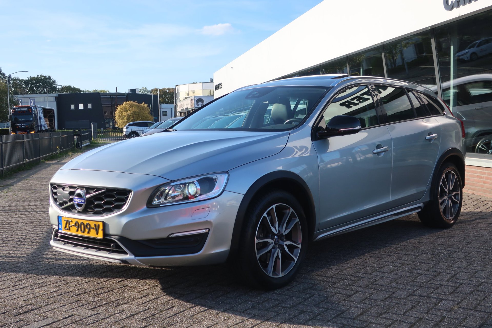 Foto van Volvo V60 Cross Country