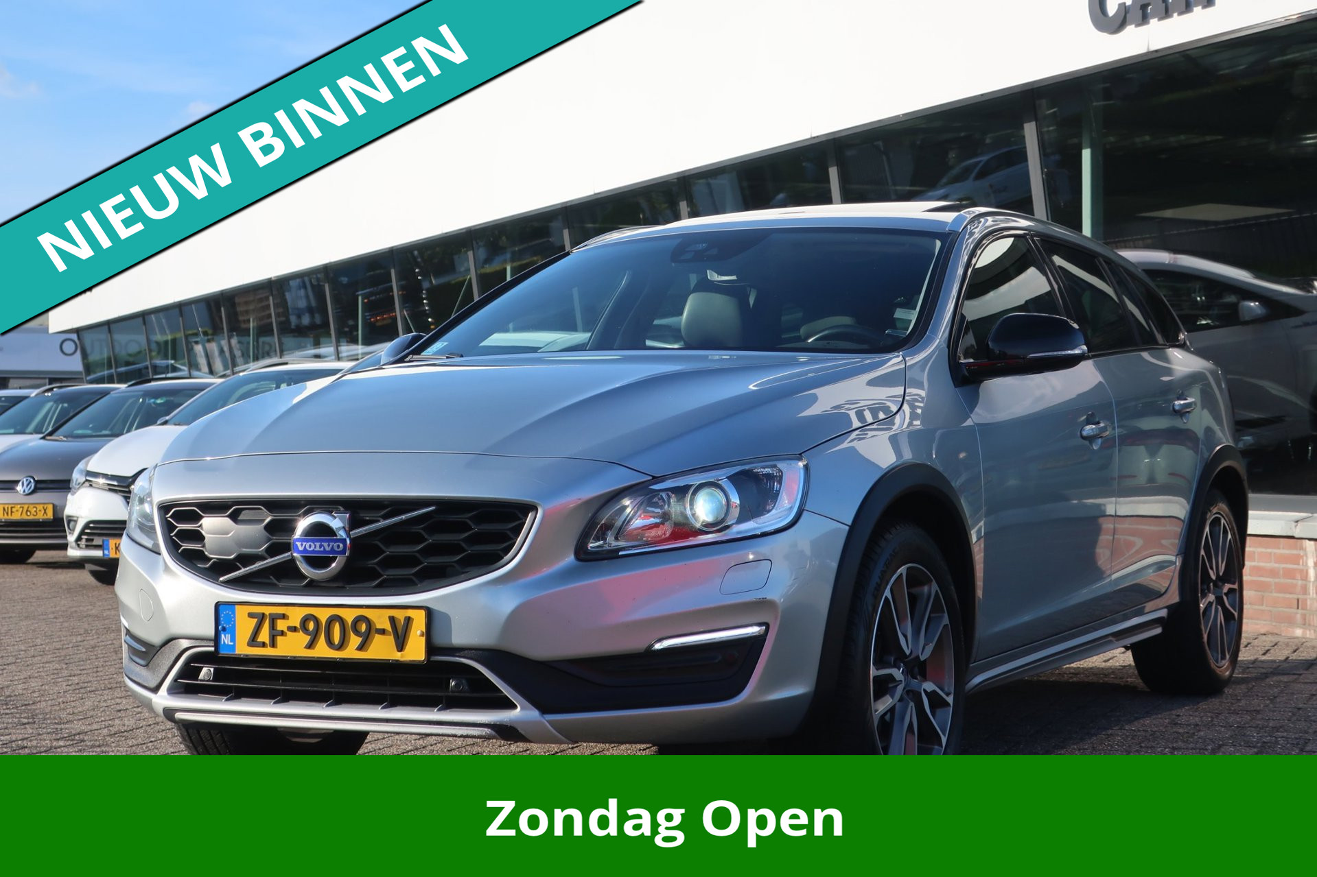 Volvo V60 Cross Country 2.0 D4 Summum 2e EIG_LED_ADA-CRUIS_PANO_CAM_BLIZ. 2017 - voorkant