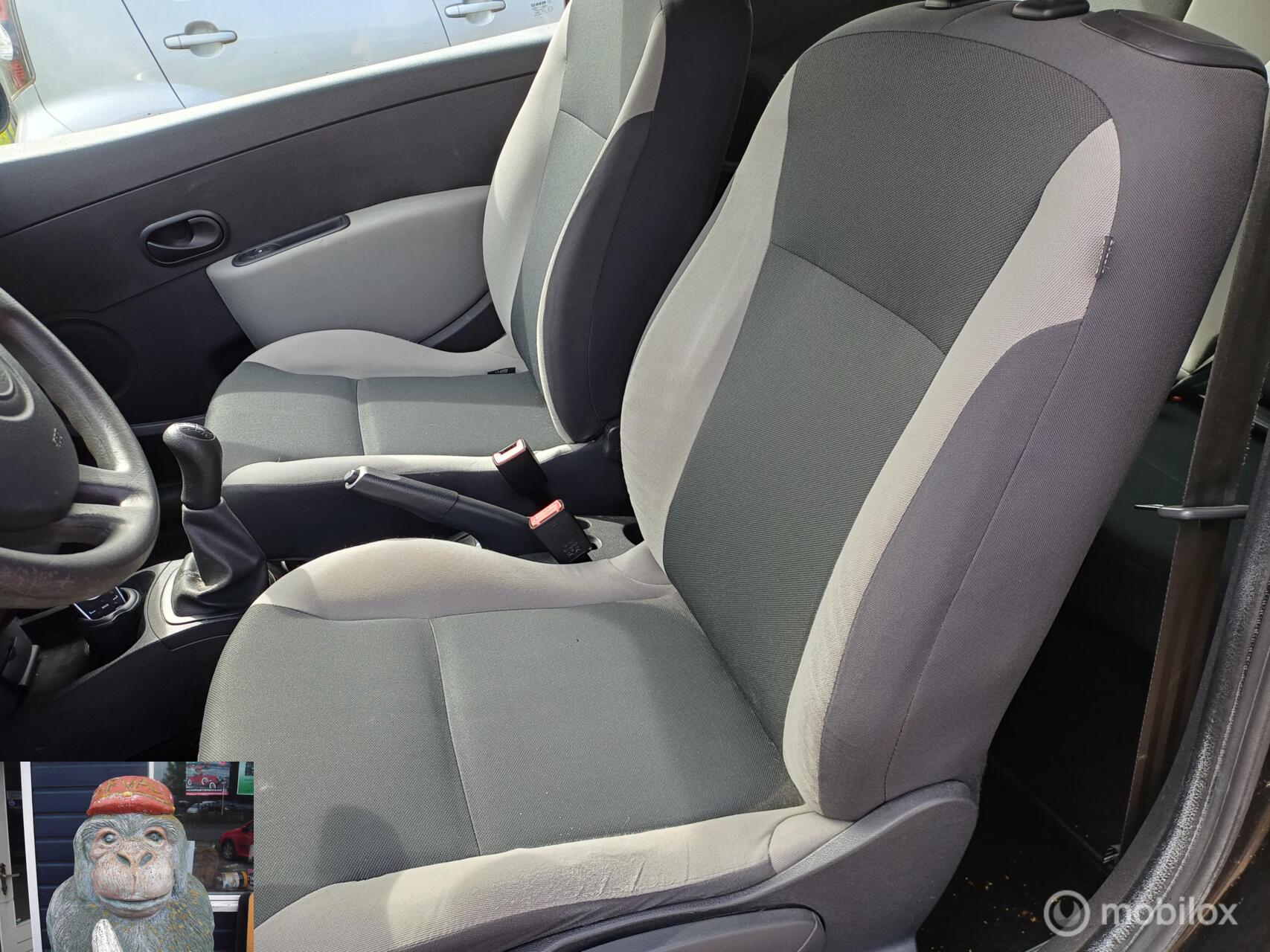 Foto van Volkswagen New Beetle