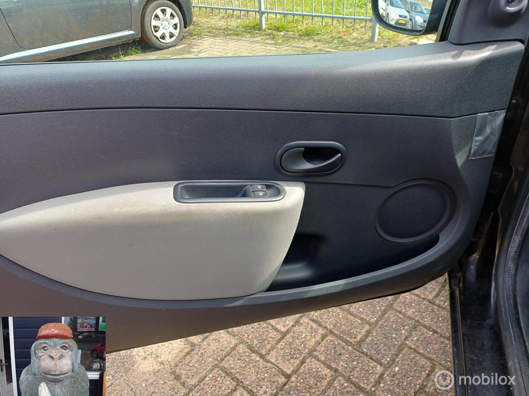 Foto van Volkswagen New Beetle