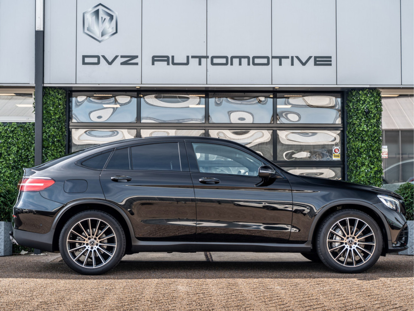 Foto van Mercedes-Benz GLC 350 E 4Matic