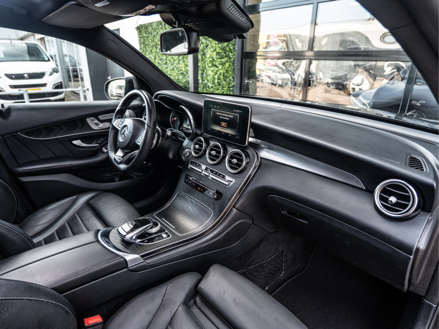 Foto van Mercedes-Benz GLC 350 E 4Matic