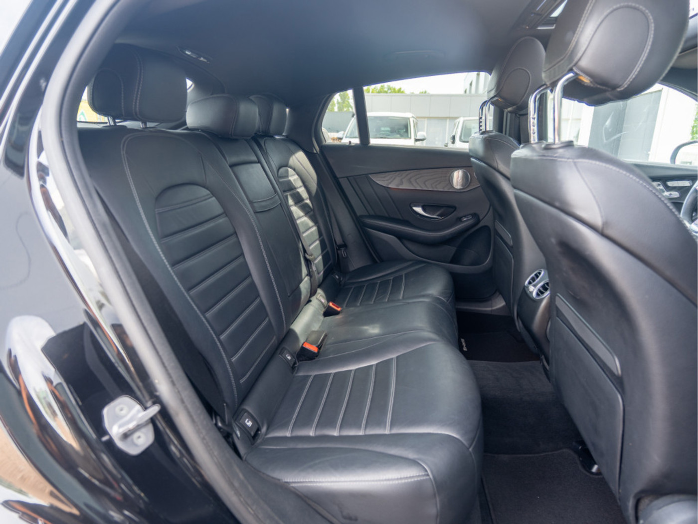 Foto van Mercedes-Benz GLC 350 E 4Matic