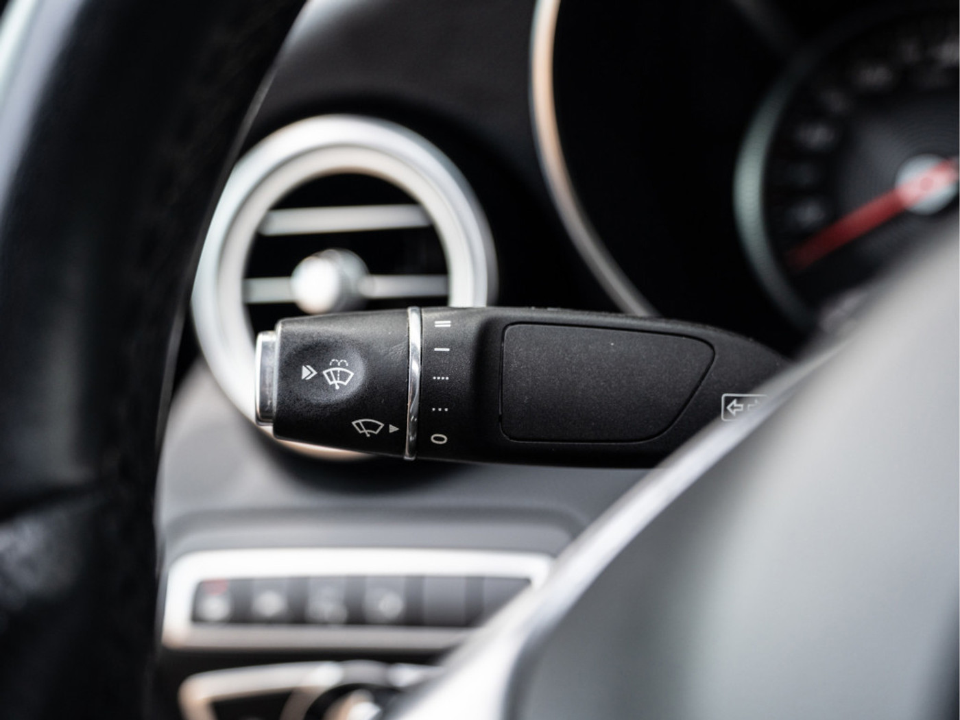 Foto van Mercedes-Benz GLC 350 E 4Matic