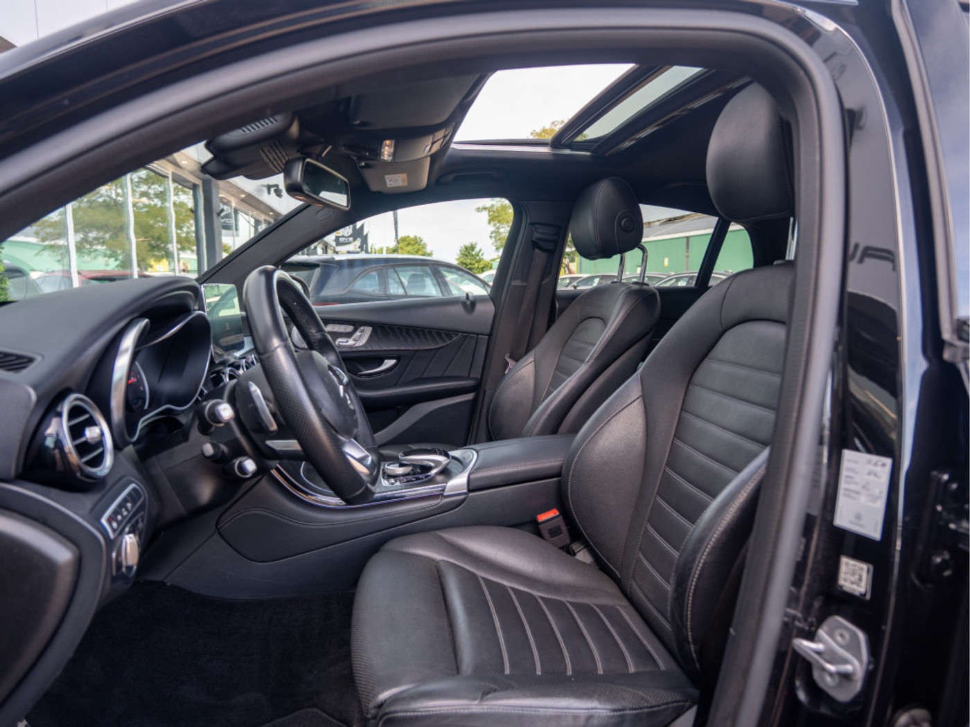 Foto van Mercedes-Benz GLC 350 E 4Matic