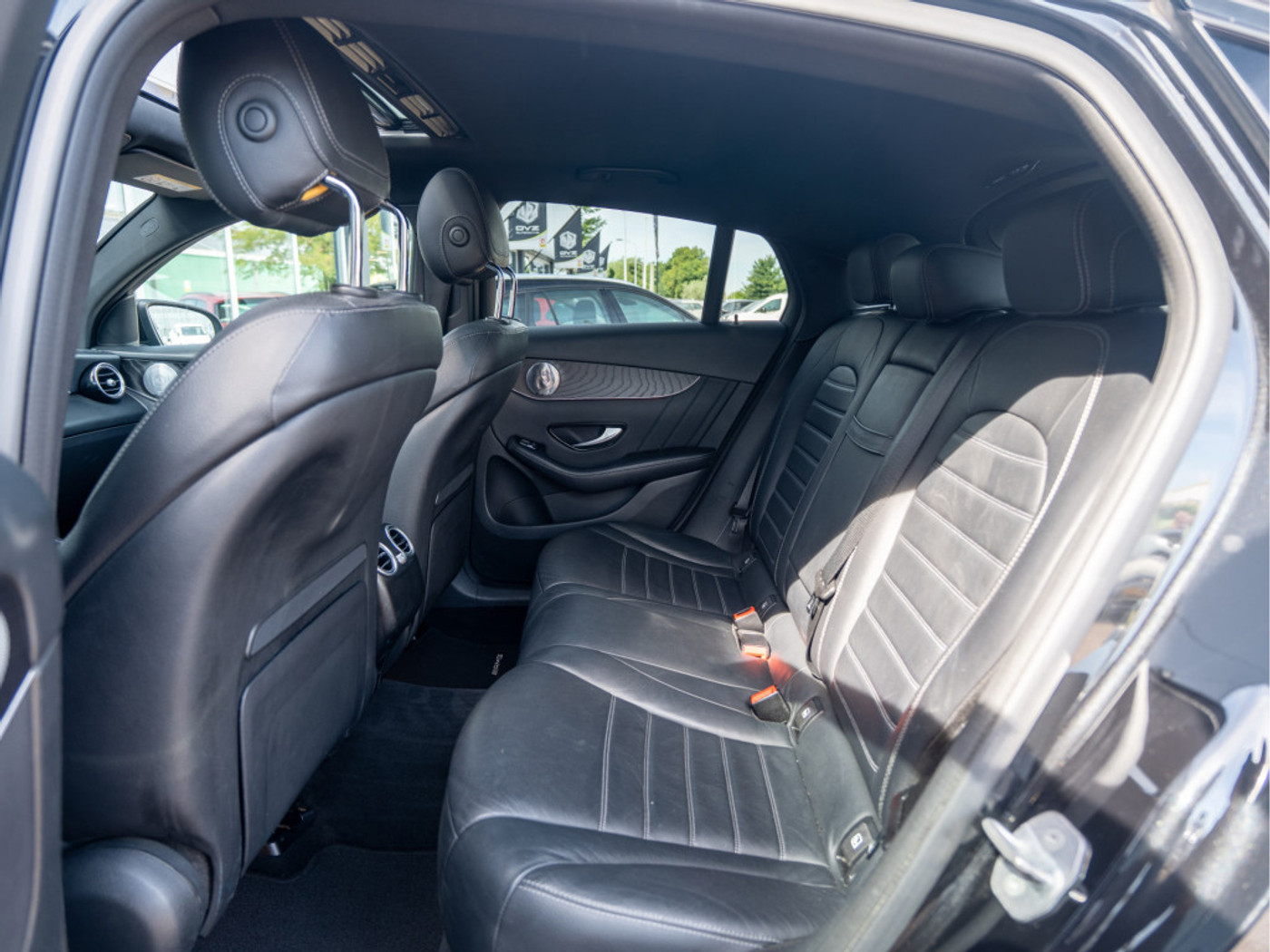 Foto van Mercedes-Benz GLC 350 E 4Matic