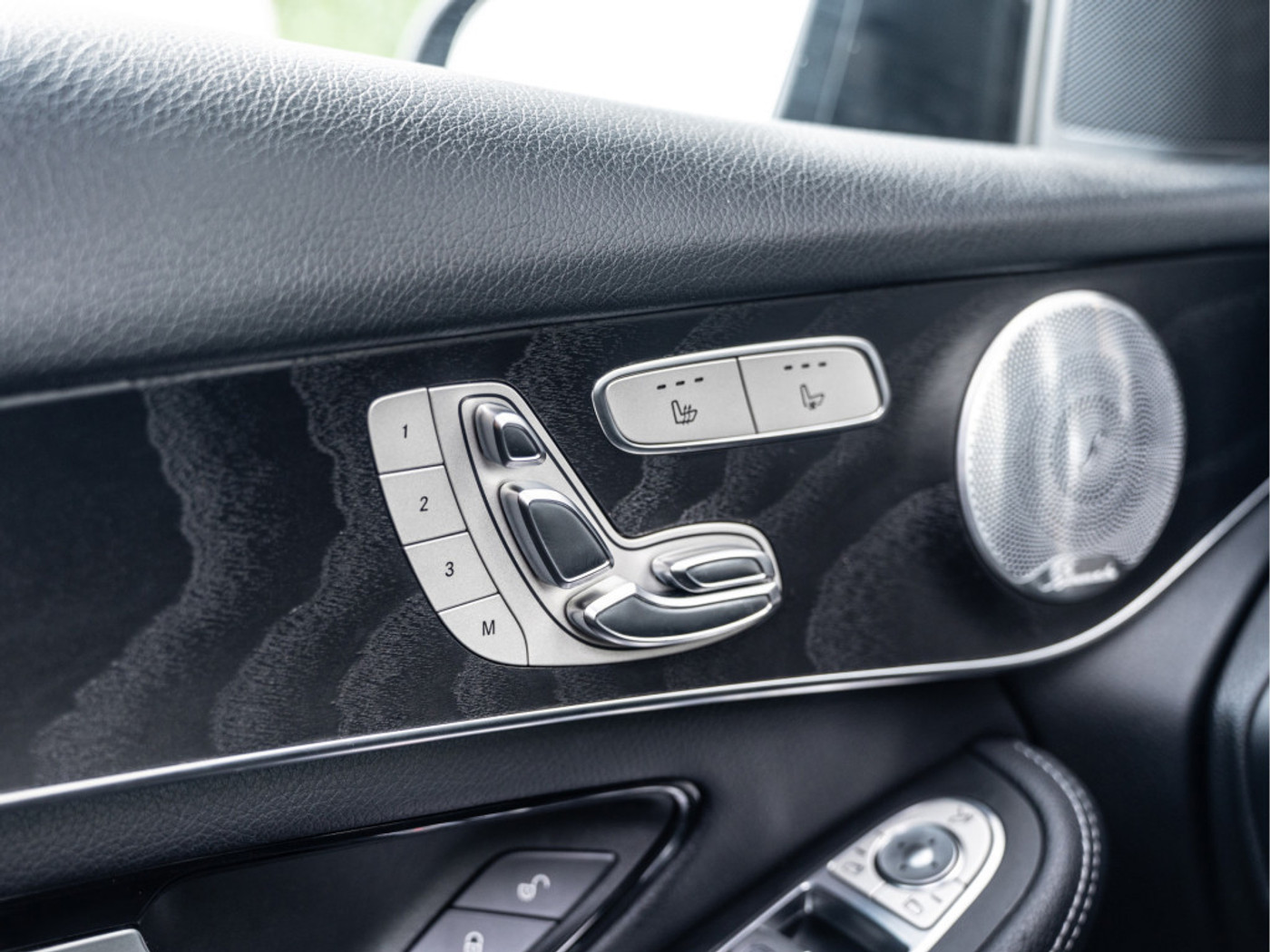 Foto van Mercedes-Benz GLC 350 E 4Matic