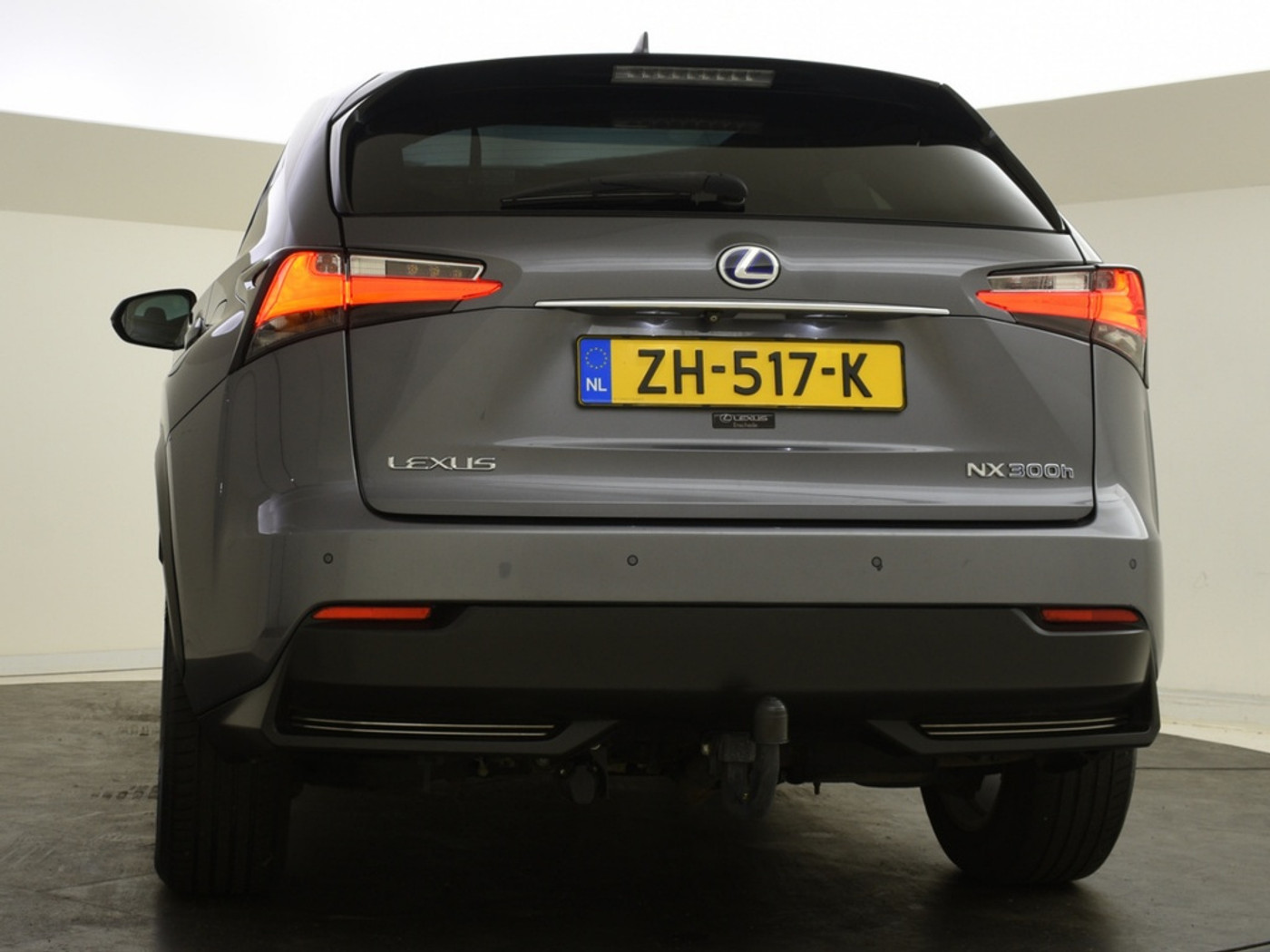 Foto van Lexus Lexus Nx300h