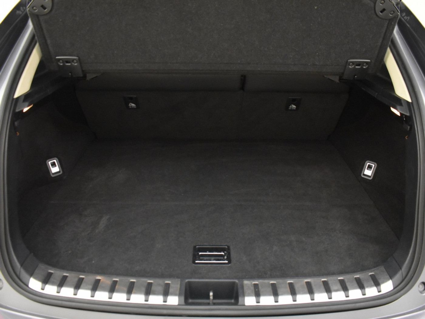 Foto van Lexus Lexus Nx300h